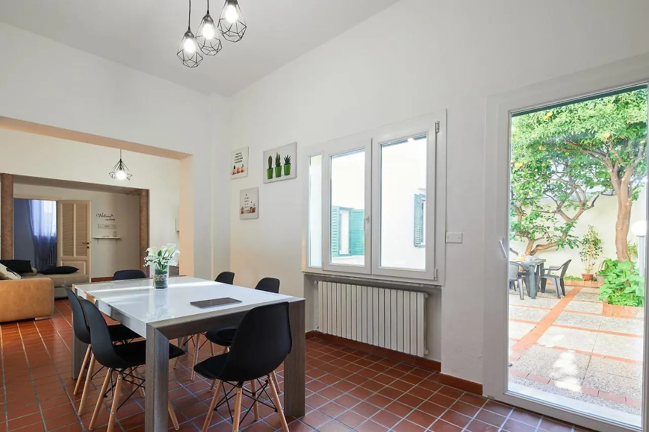 ✦ Garden House In Centro - Free Parking ✦ Apartment Livorno Italy
