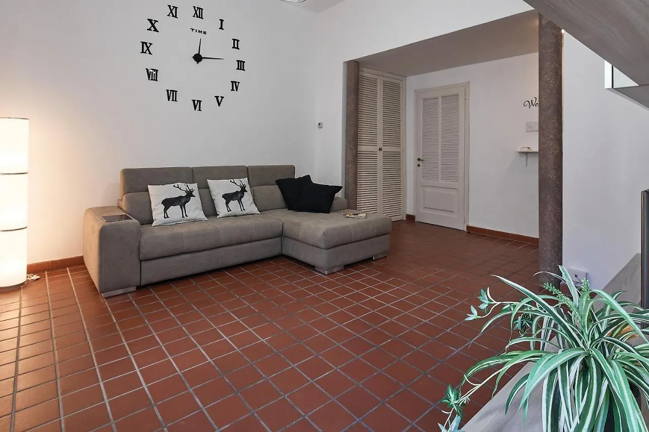 ✦ Garden House In Centro - Free Parking ✦ Apartment Livorno
