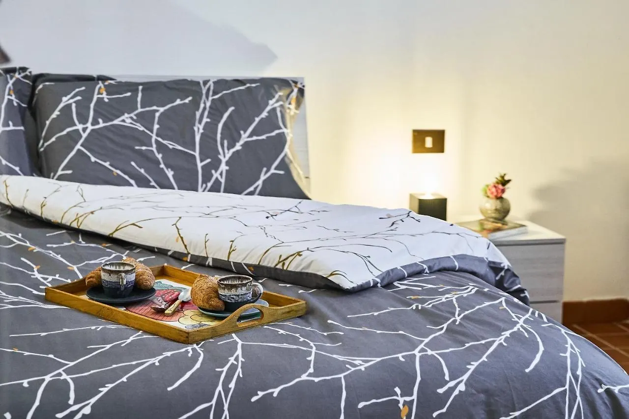 ✦ Garden House In Centro - Free Parking ✦ Apartment Livorno